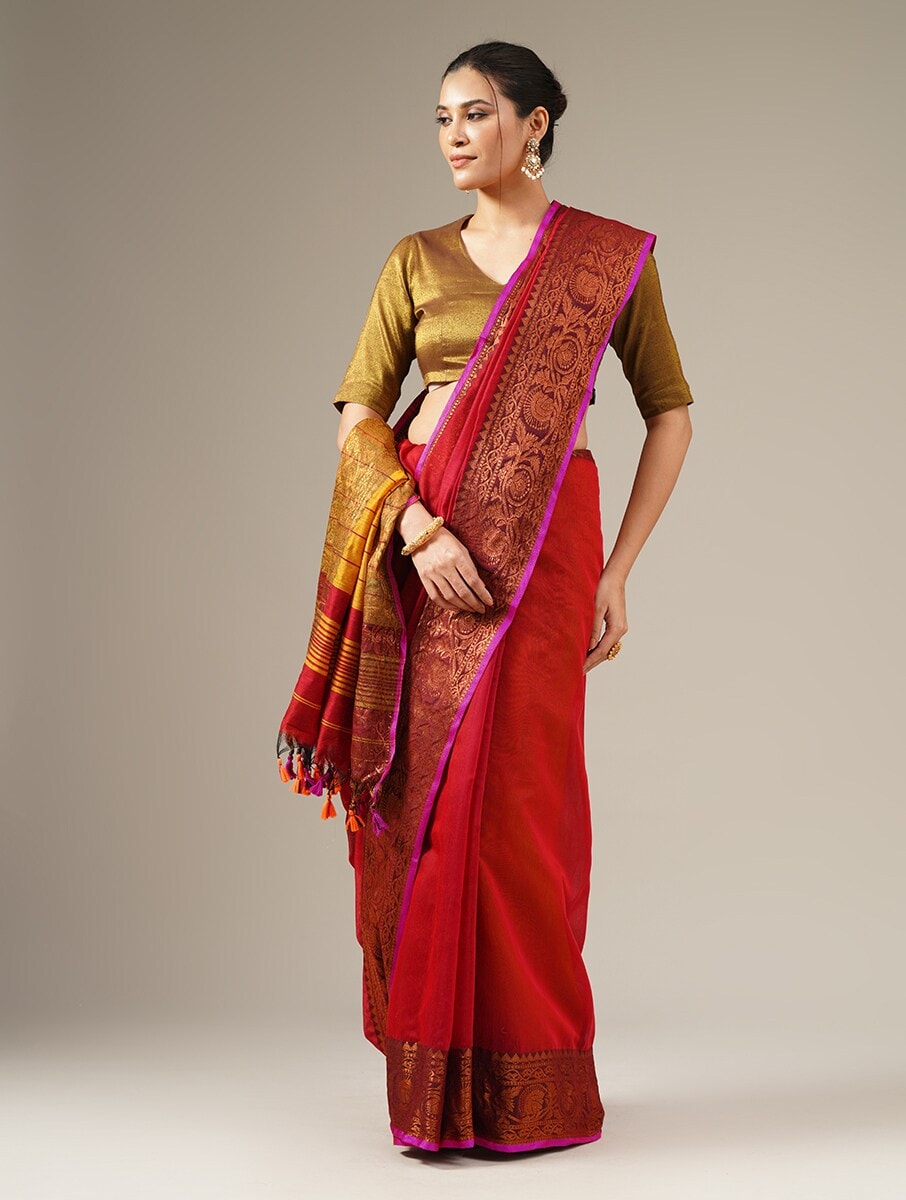 TYOHAAR: Handloom cotton silk saree with woven zari border design - SIMPLY KITSCH