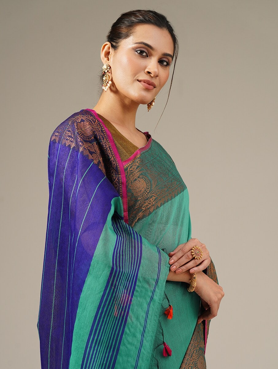 PARV: Handloom cotton silk saree with woven zari border design - SIMPLY KITSCH