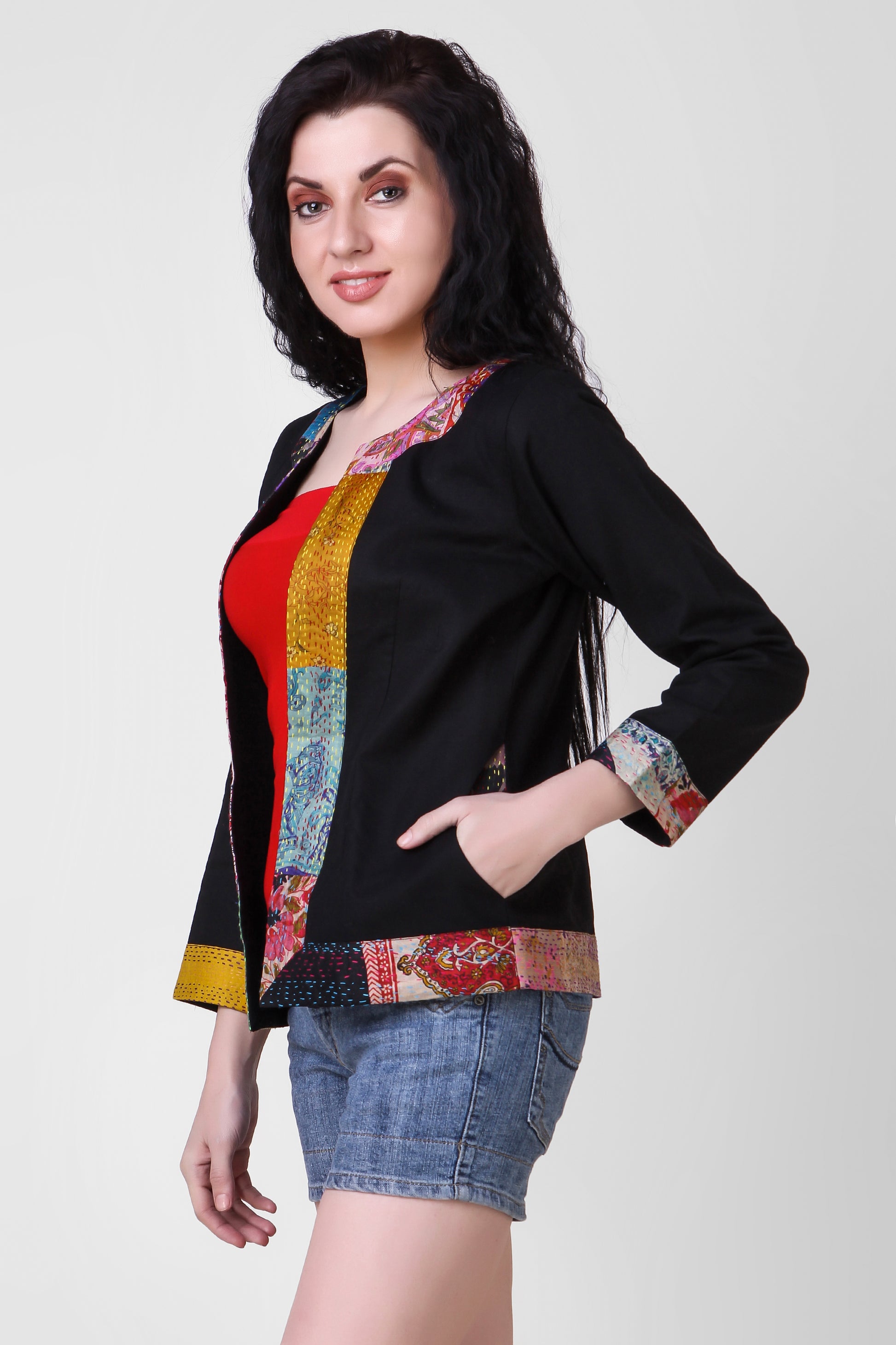 PAIBAND: Cotton jacket with silk kantha patch - SIMPLY KITSCH