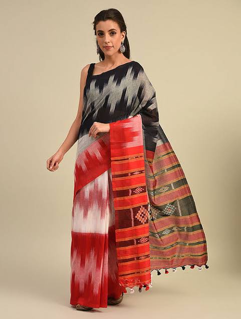 SHYAMLI: Handloom cotton Ikat saree - SIMPLY KITSCH